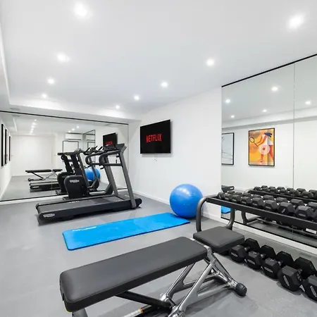 Ref 2135 - - For Rent *