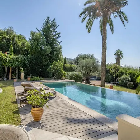 Ref 2135 - - For Rent *