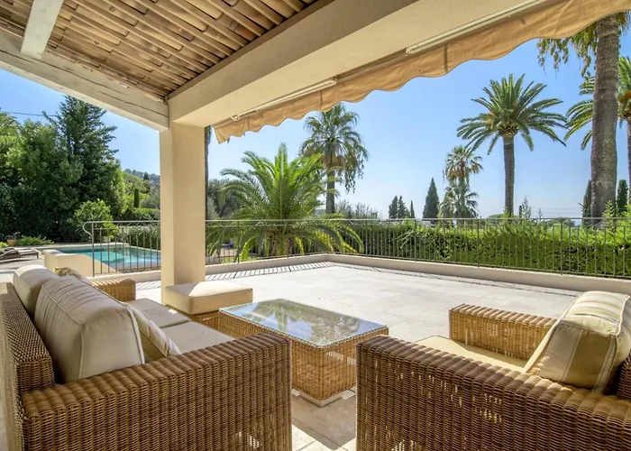 Ref 2135 - - For Rent * Cannes