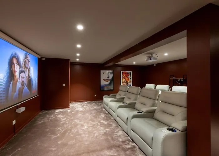 Villa Ref 2135 - - For Rent *