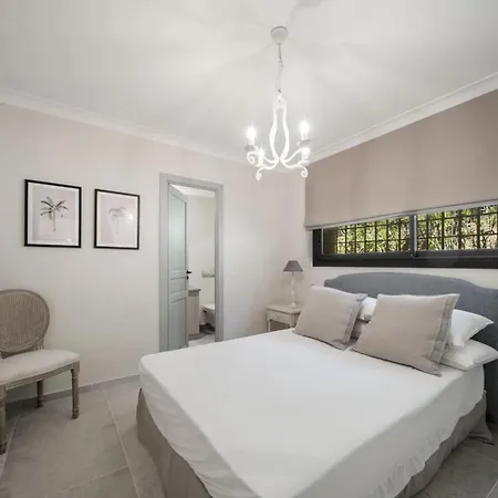 Ref 2135 - - For Rent فيلة *